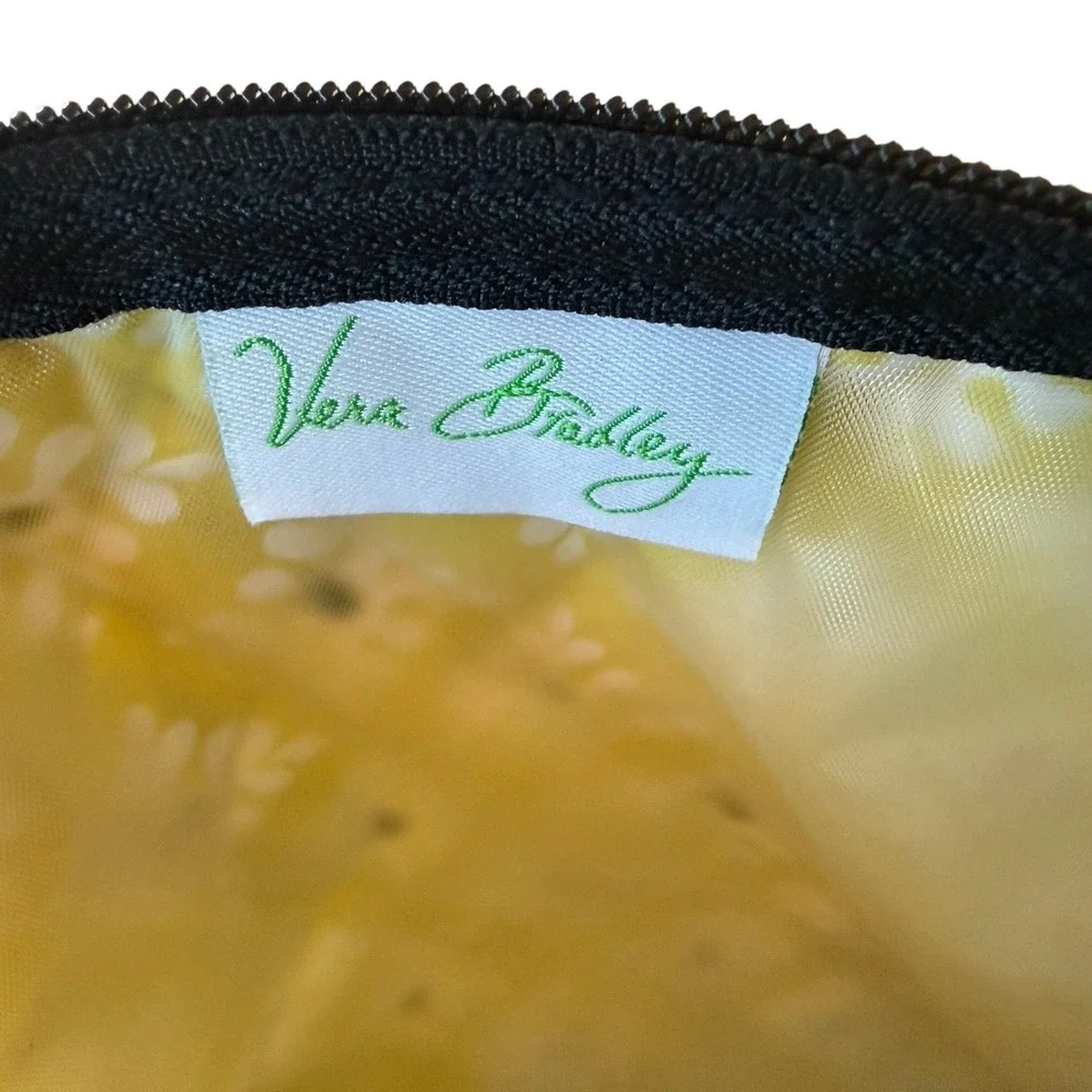 VERA BRADLEY Zip Cosmetic Travel Case Baroque Pattern Retired Quilted Makeup Bag